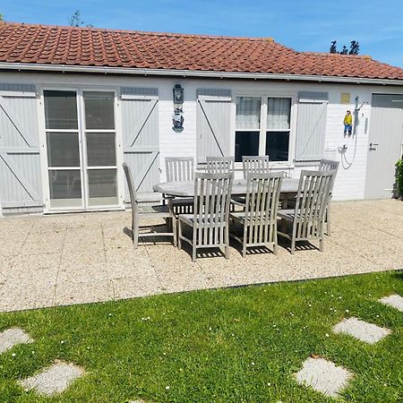 Hotel Zeepark Zeewind Bredene Esterno foto