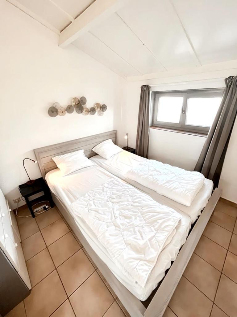 Hotel Zeepark Zeewind Bredene Esterno foto
