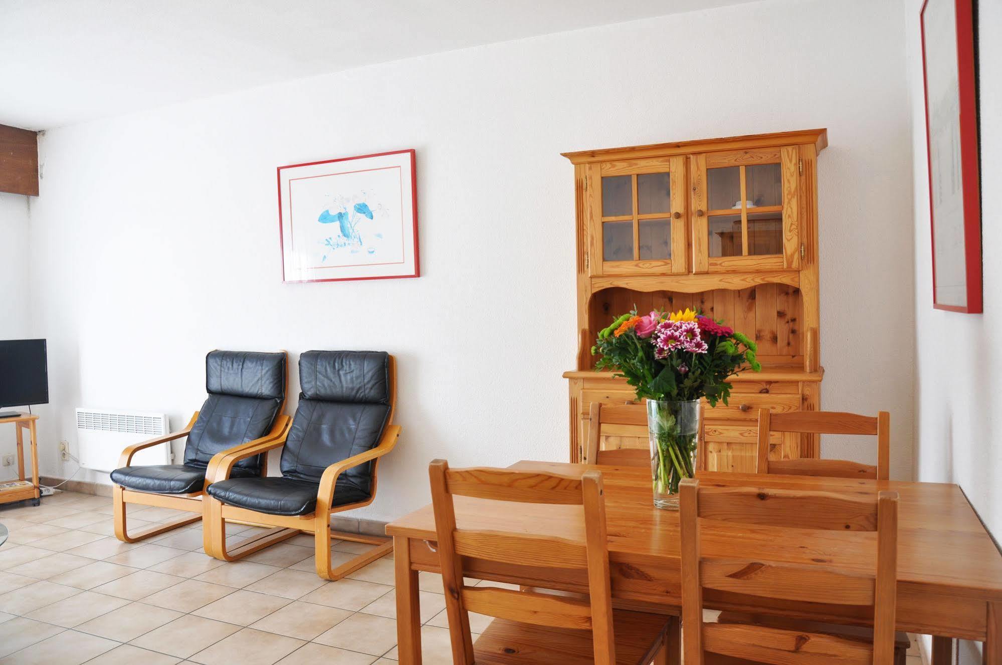 Hotel Zeepark Zeewind Bredene Esterno foto